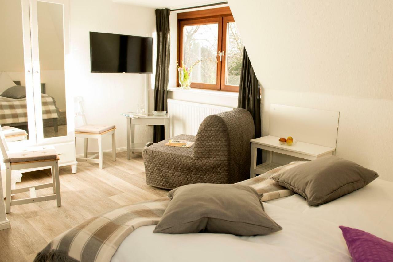 Landgasthof Kasch - Hotel Und Restaurant มาเลนเทอ ภายนอก รูปภาพ